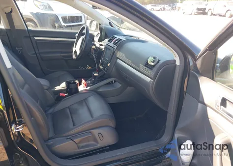 2009 Volkswagen Jetta Se/Sel z USA, uszkodzony, nr VIN 3VWRZ71K19M072595